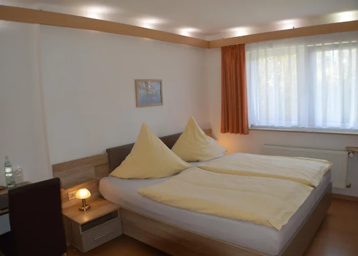 Und Restaurant Feustel 3*